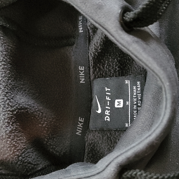 Nike dri fit pull over hoodie - Picture 2 of 3